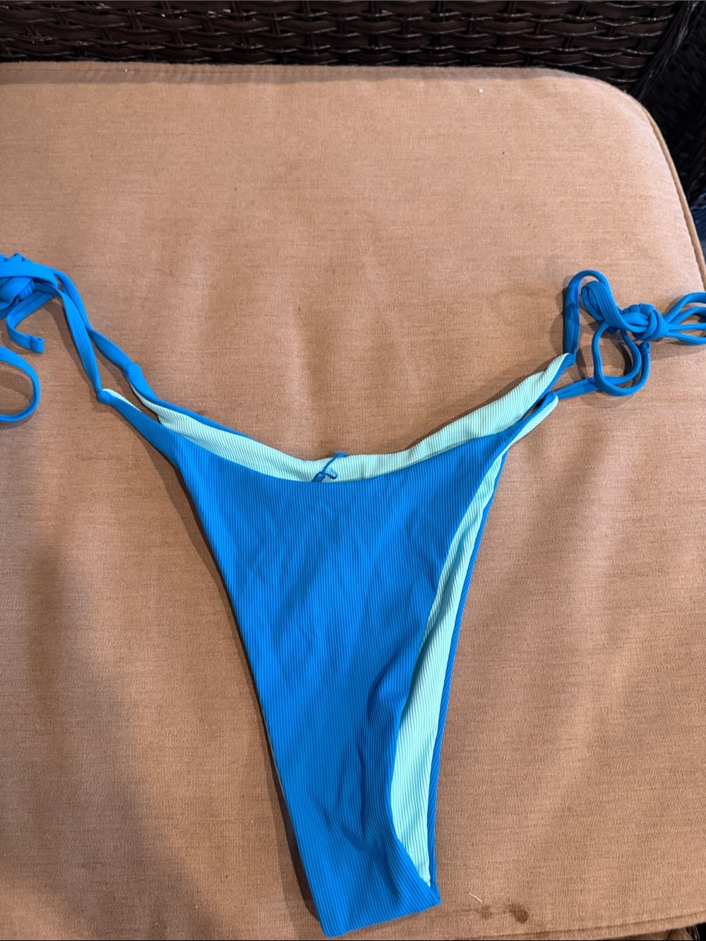 NWOT berlook bikini bottom